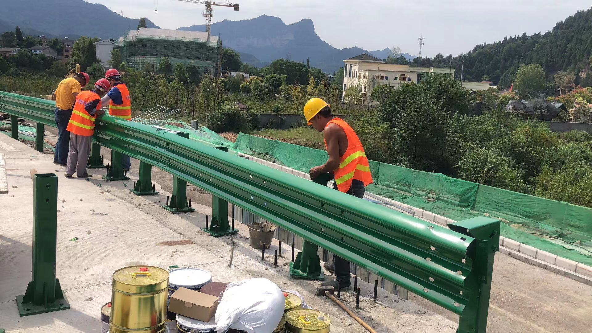 壤塘县高速公路波形护栏热镀锌波形护栏 - 推荐